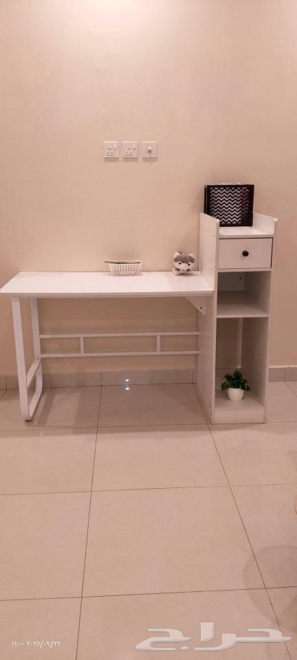 مكتب ايكيا64566272130307112