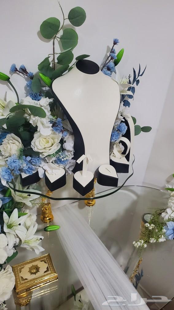 عربية شبكة منسقة زجاج ورخام دورين للبيع ب الف ريال64563220495747111