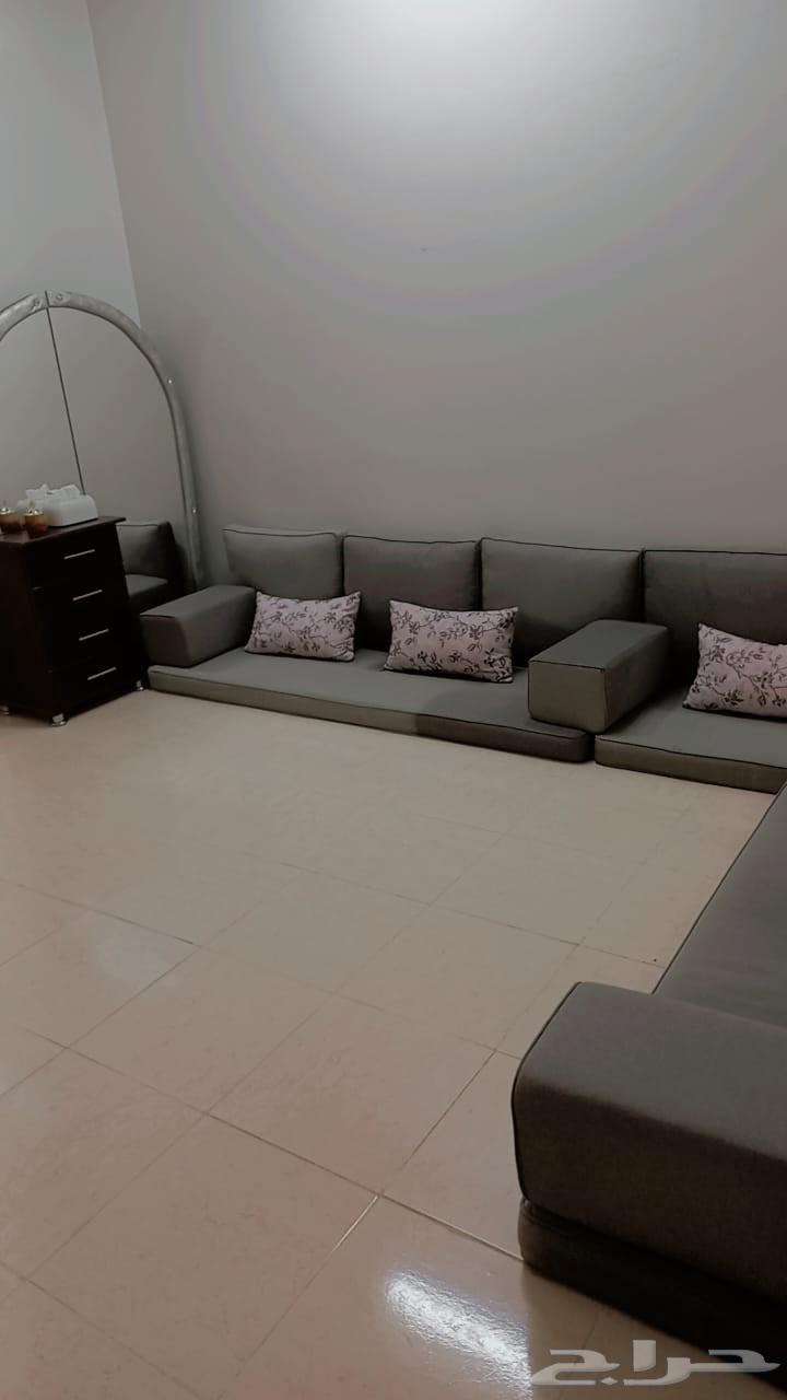 مجلس ارضي مع دولاب 50064569179137538111