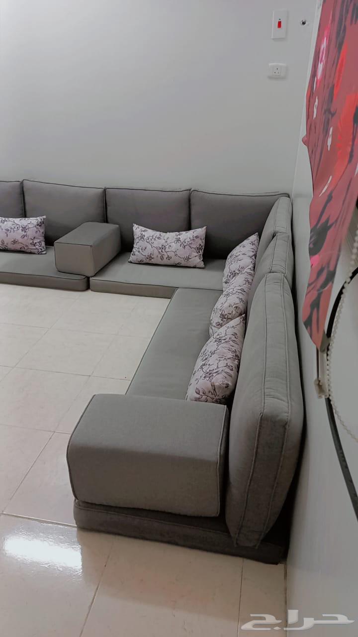 مجلس ارضي مع دولاب 50064569179137538110