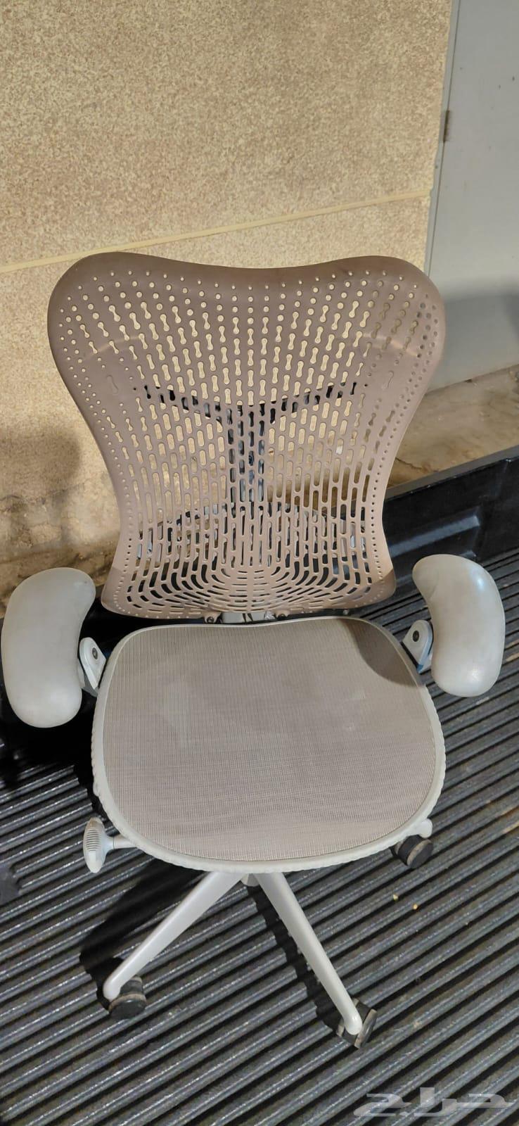 Herman Miller Mirra 2 fully equipped64567004747779110