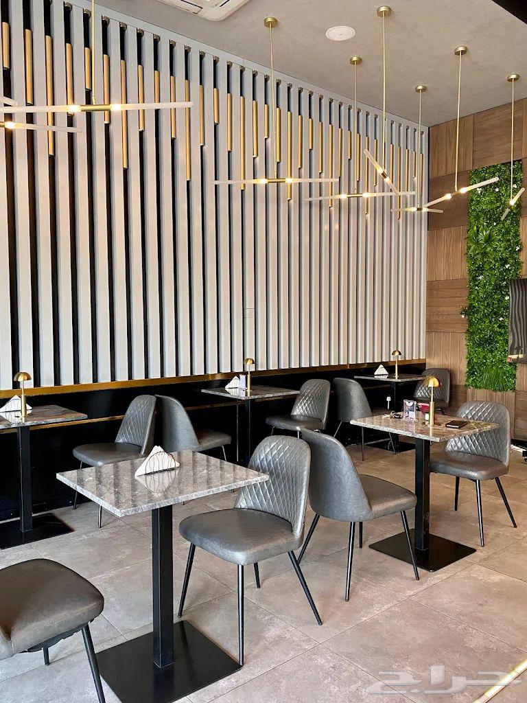 فرصة للبيع   طاولة كافي شوب أنيقة64570108009729110