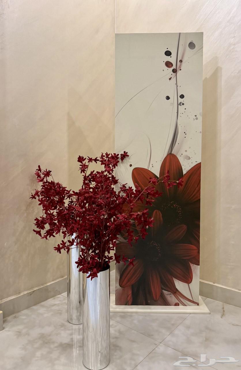 Reception tables for events, parties, and occasions64567198085891111