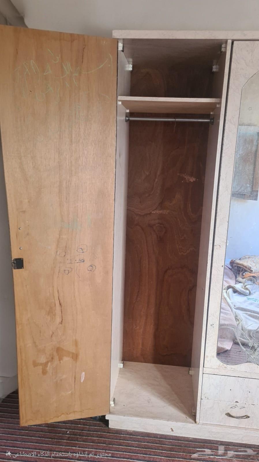 دولاب ملابس للبيع مستعمل64568701648258112