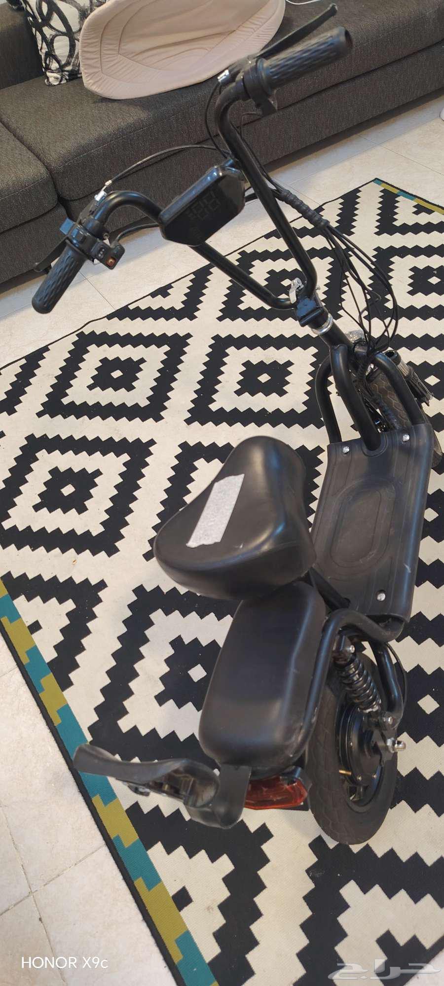 اسكوتر اخو الجديد ومساويه له صيانه أخذته ب 1400 وع السوم64569233811587113