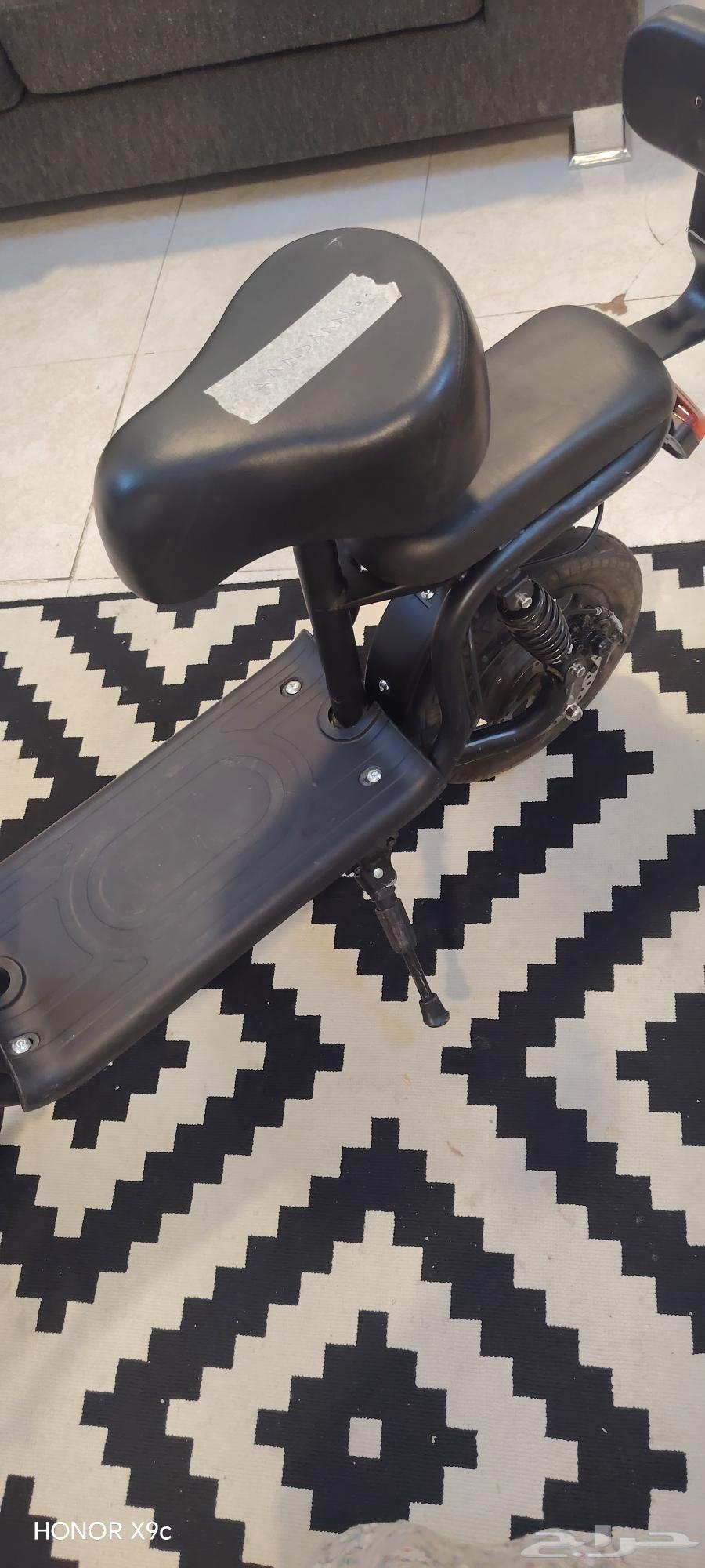 اسكوتر اخو الجديد ومساويه له صيانه أخذته ب 1400 وع السوم64569233811587110