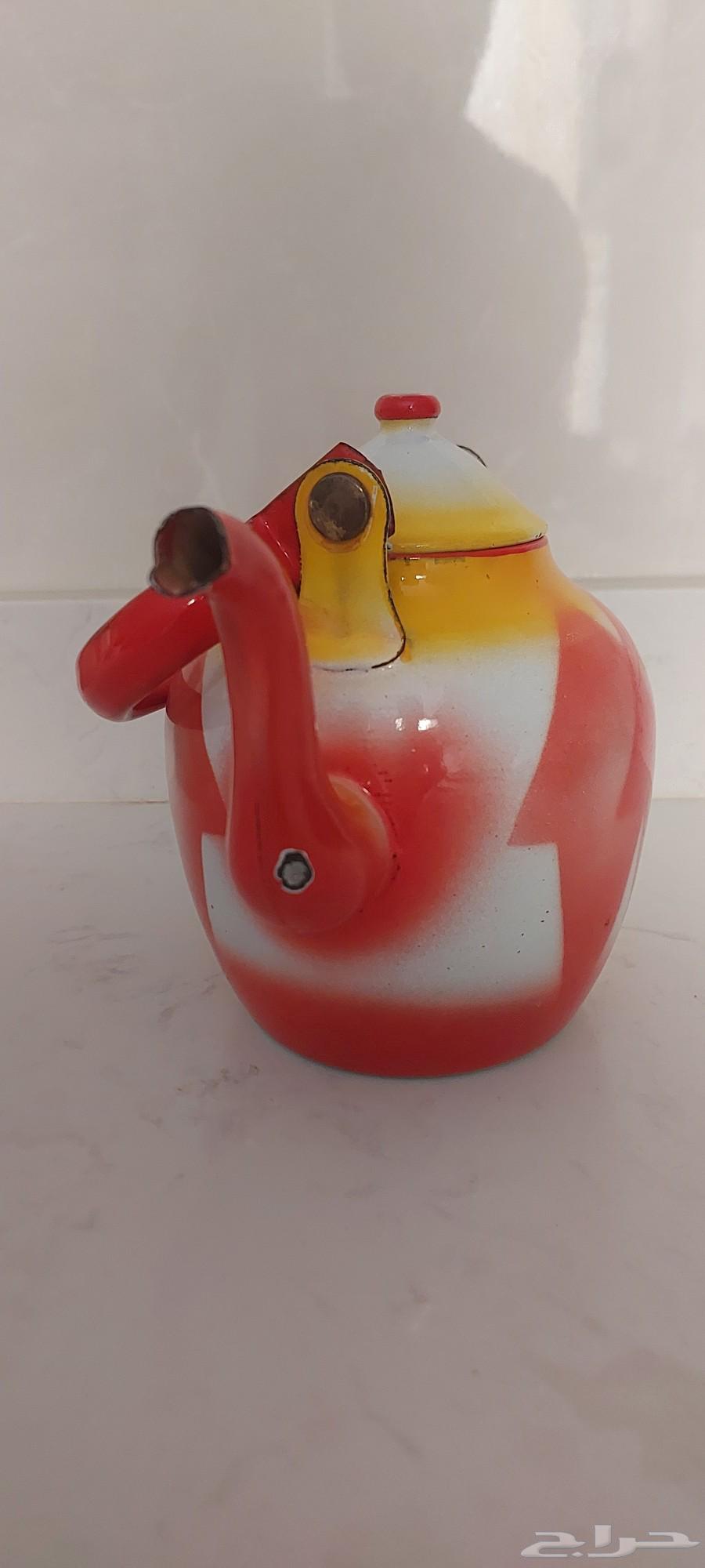 ابريق غضار مقاس 12 نظيف جدا. التواصل وتساب64566396052098112