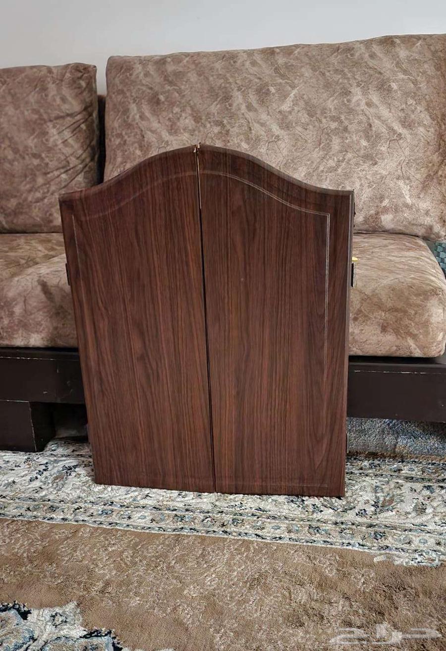 Wooden Dartboard with Arrows64570517778433112