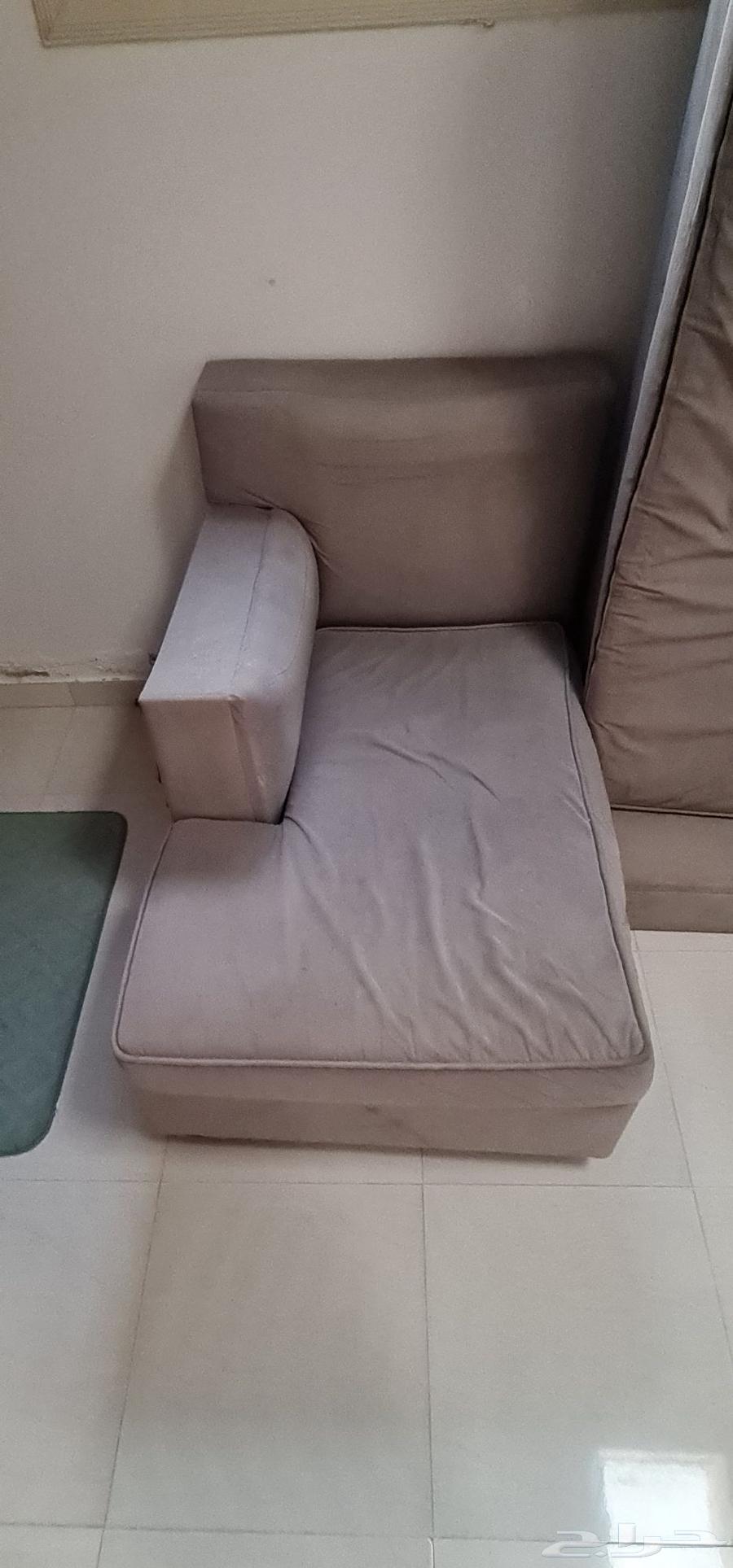 كنب حرف L (مجانا) - يحتاج تصليح بسيط64569343467649110