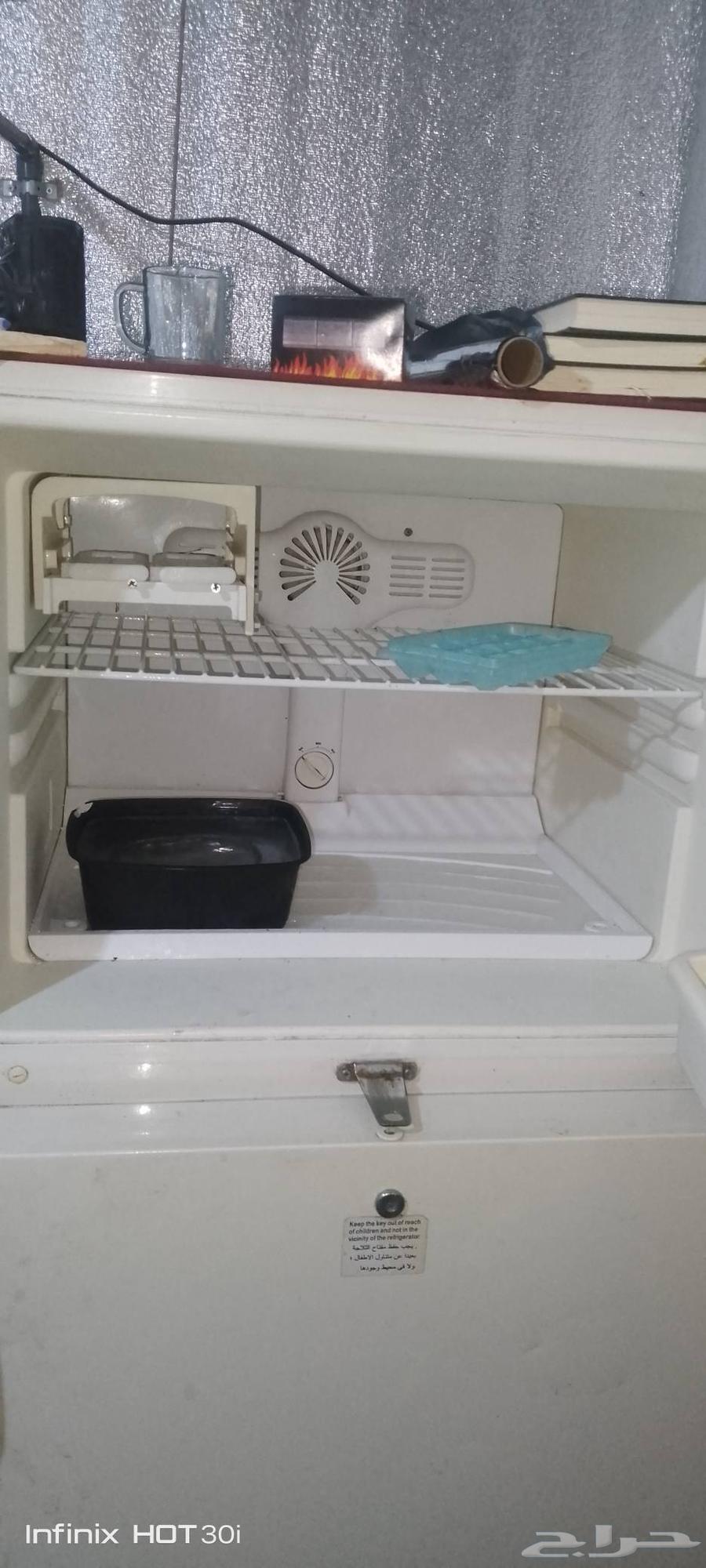 ثلاجه للبيع. 500 ريال الخنساء سوق الدهب64569657689602111