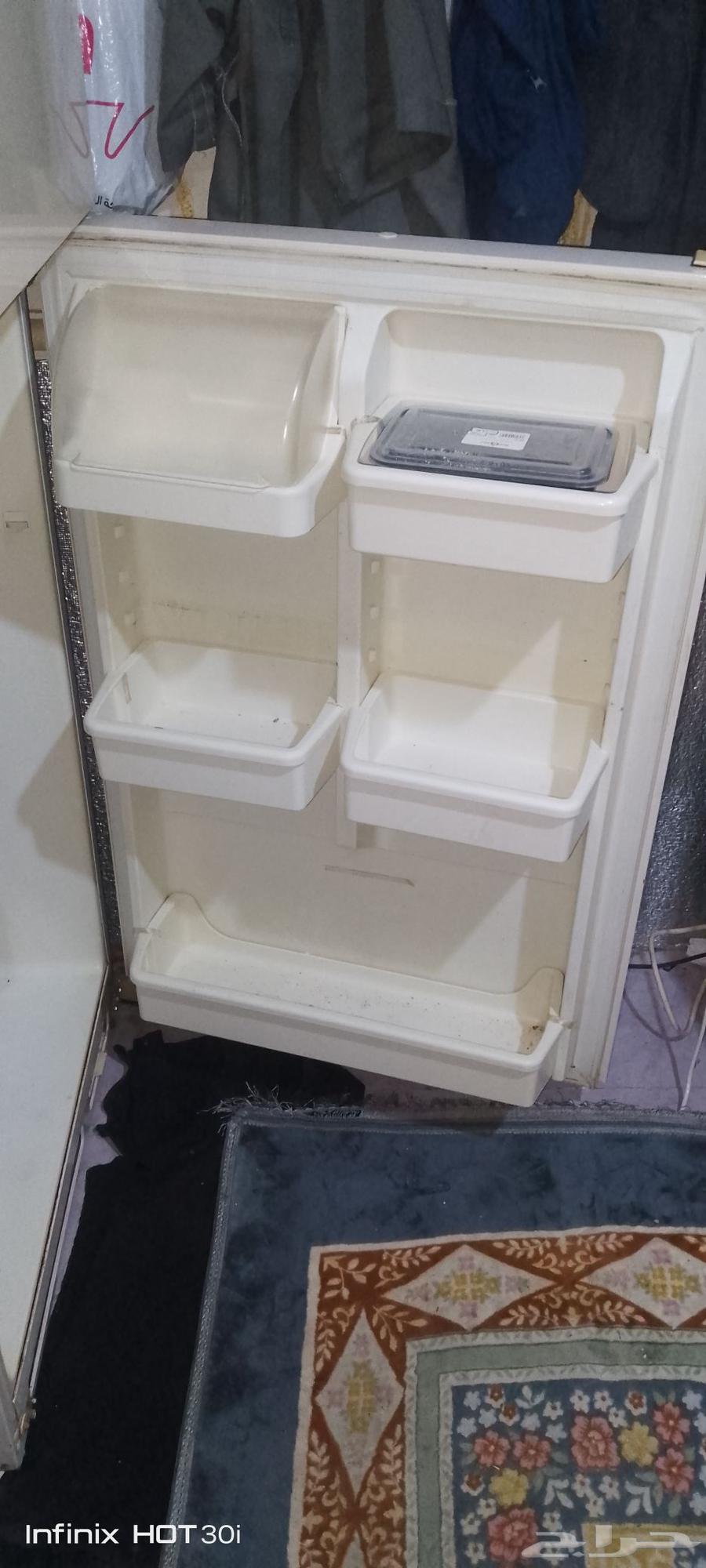 ثلاجه للبيع. 500 ريال الخنساء سوق الدهب64569657689602113
