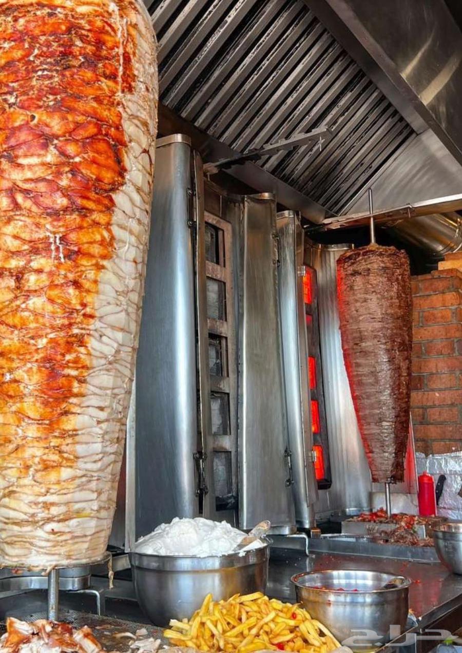 Chicken Shawarma and Burger Chef64566948811267113