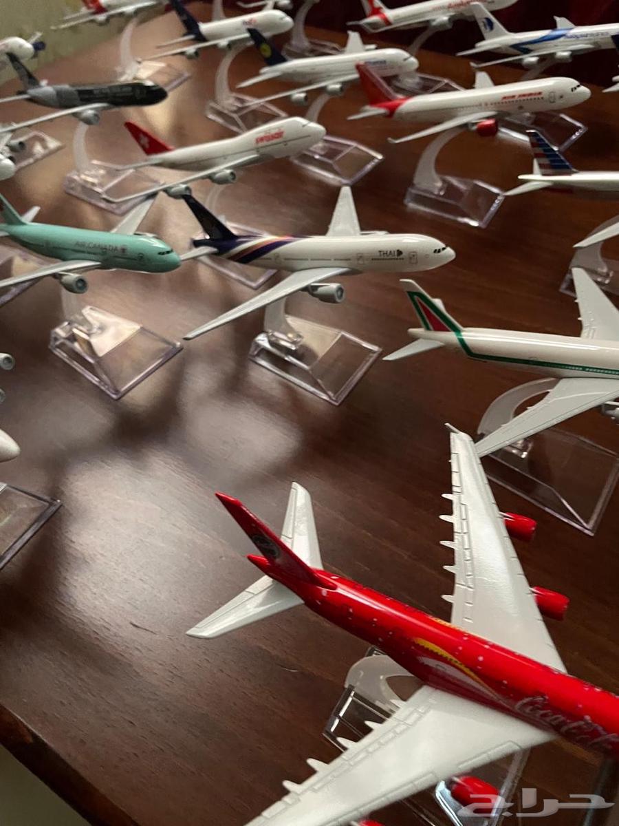 مجسم طيارات لمختلف الدول والشركات بسعر التصفية64571038601346112