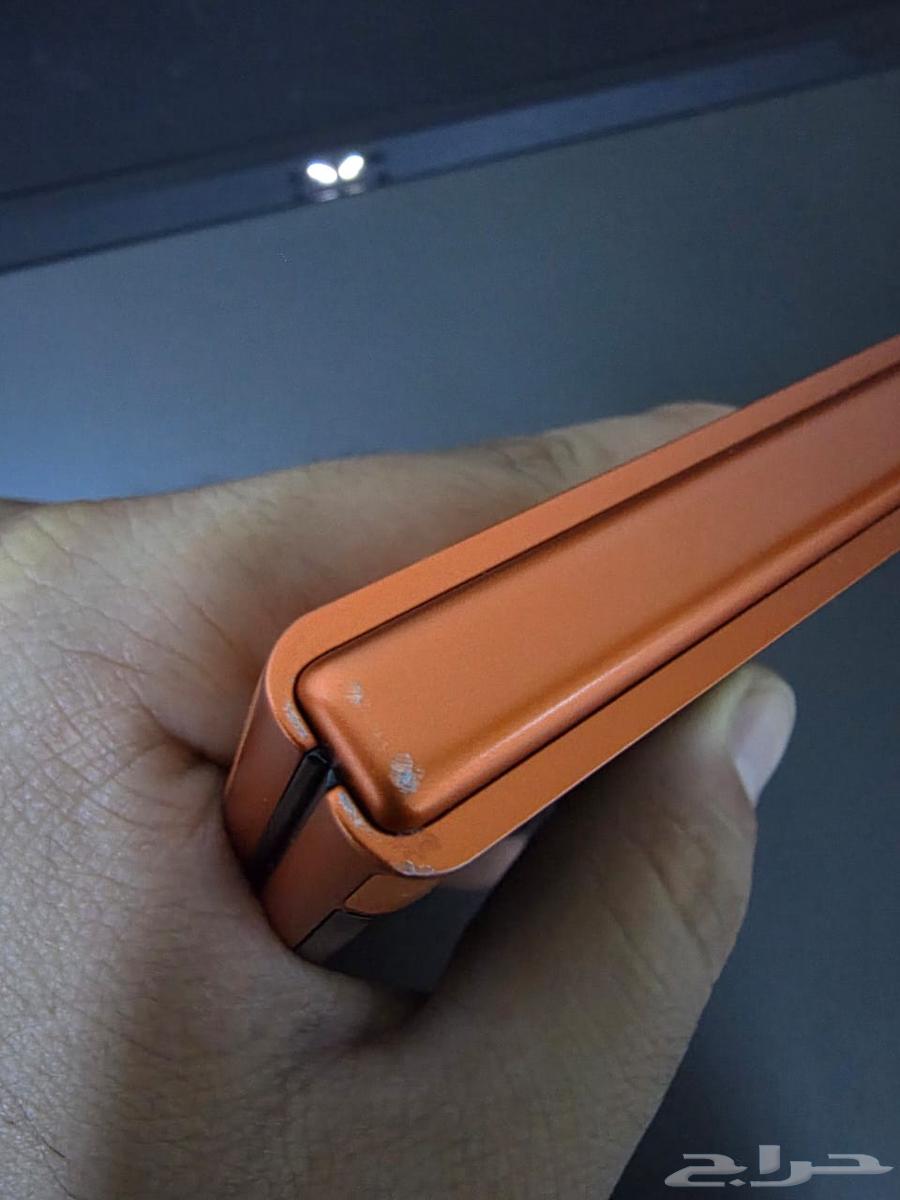 جوالMotorola Razr 50 هاتف موتورولا رايزر 50 اللوان برتقالي64568537068547113