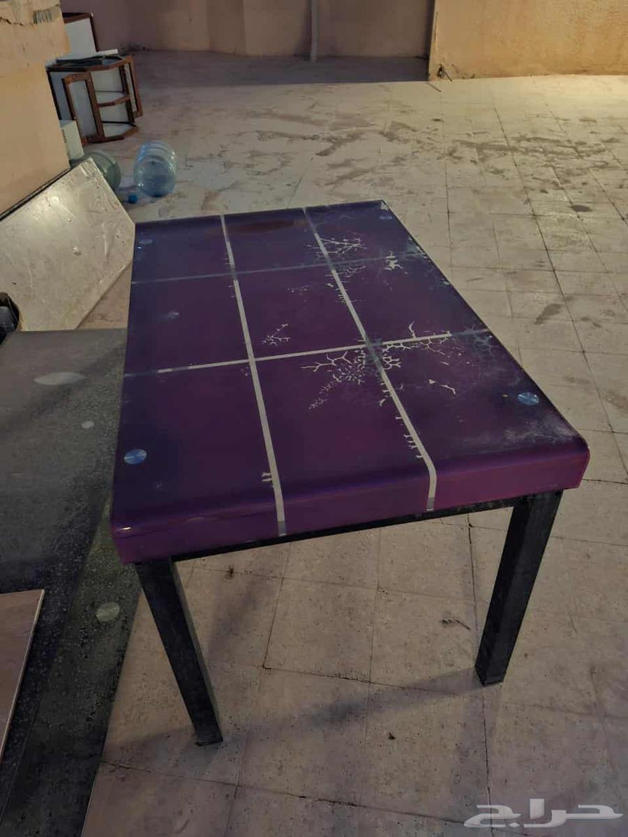 اغراض للبيع اليوم كوفي كورنر ممتازه للبيع وطاوله شاشه وسفره64564866496771112