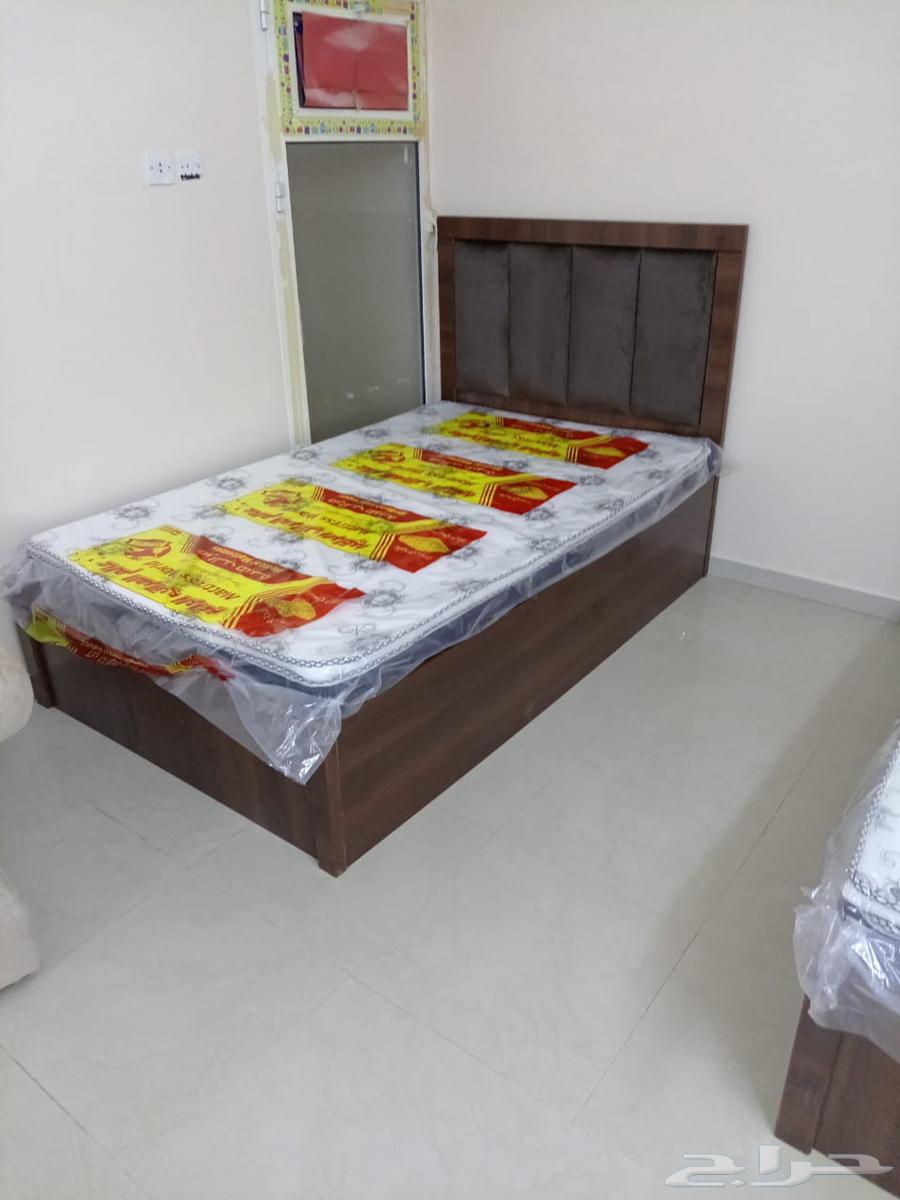 يوجد لدينا جميع انواع السرير نفر ونفر ونص معا التوصيل والترك64567544718081114