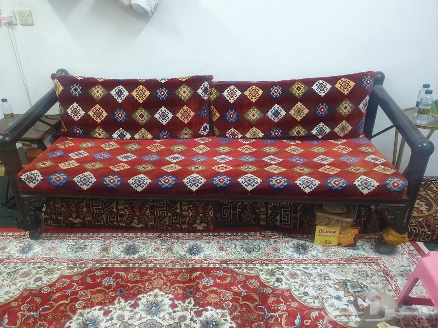 2 large movable chairs64575836212483114