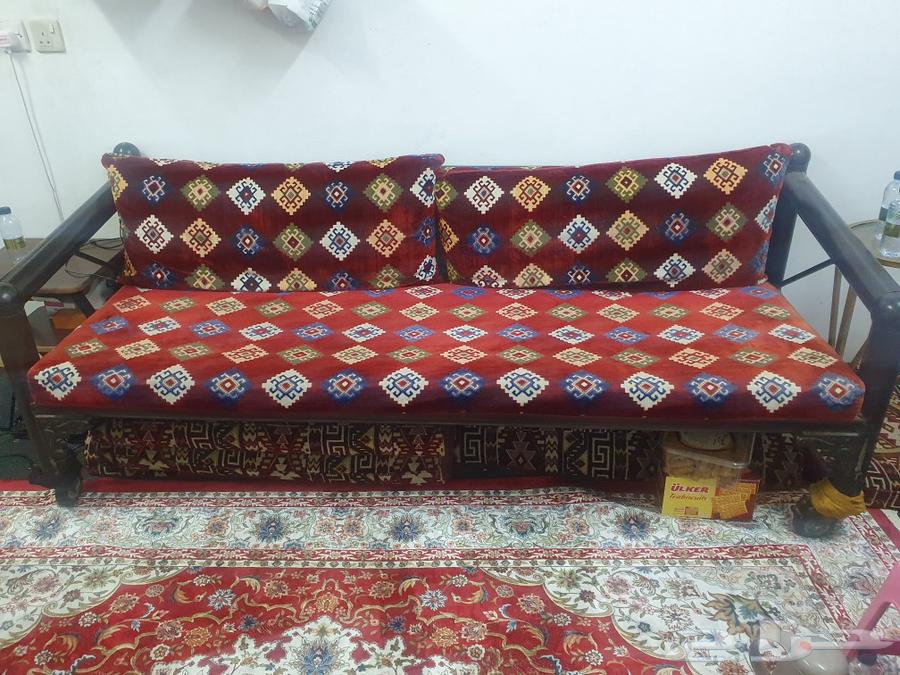 2 large movable chairs64575836212483113