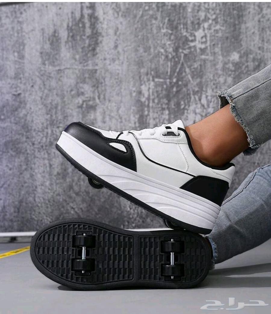 Heels with straps and without straps64576868785923111