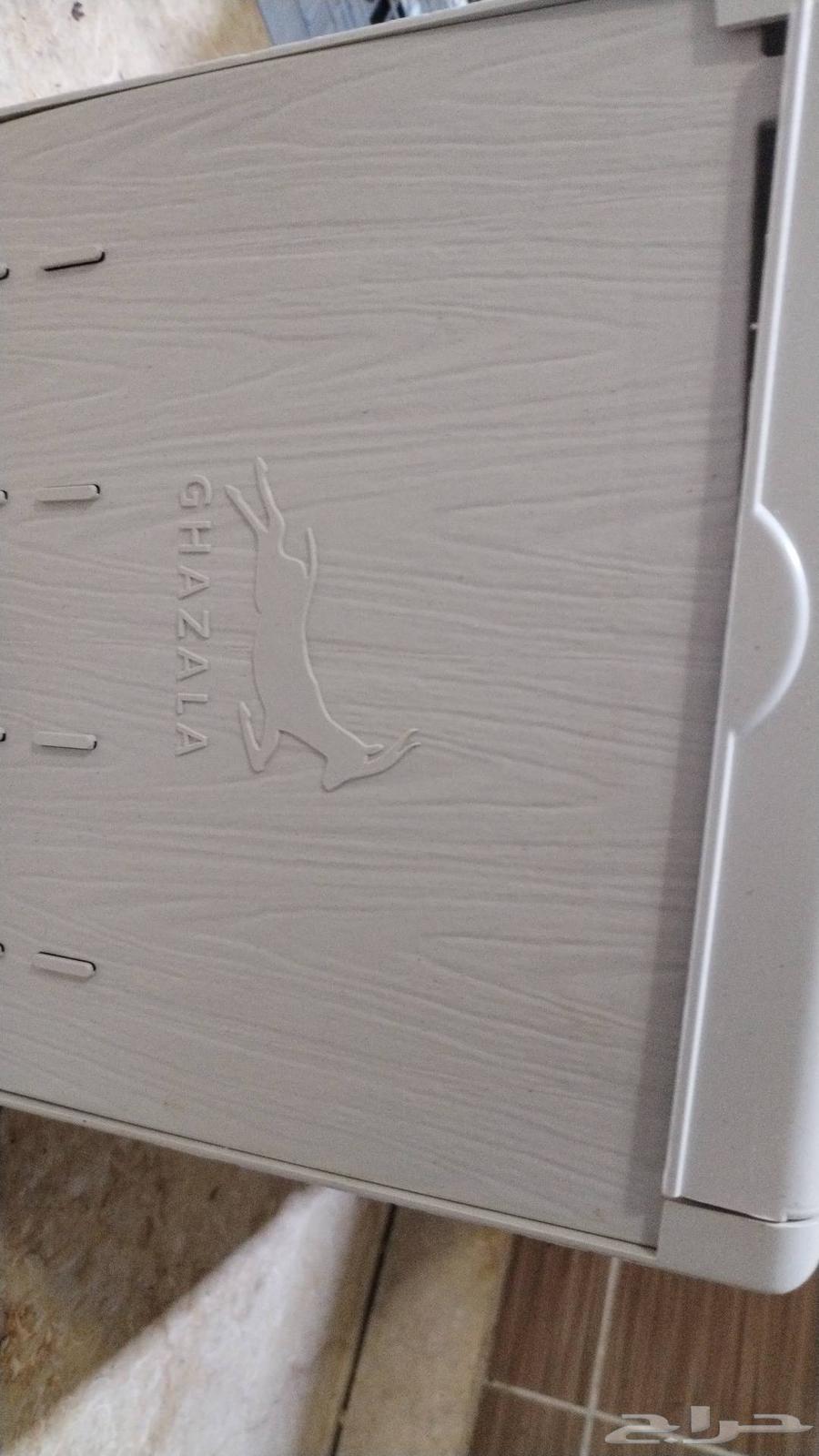 بياضة كروان بلاستيك مع درج داخلي حجم كبير64573165008515111