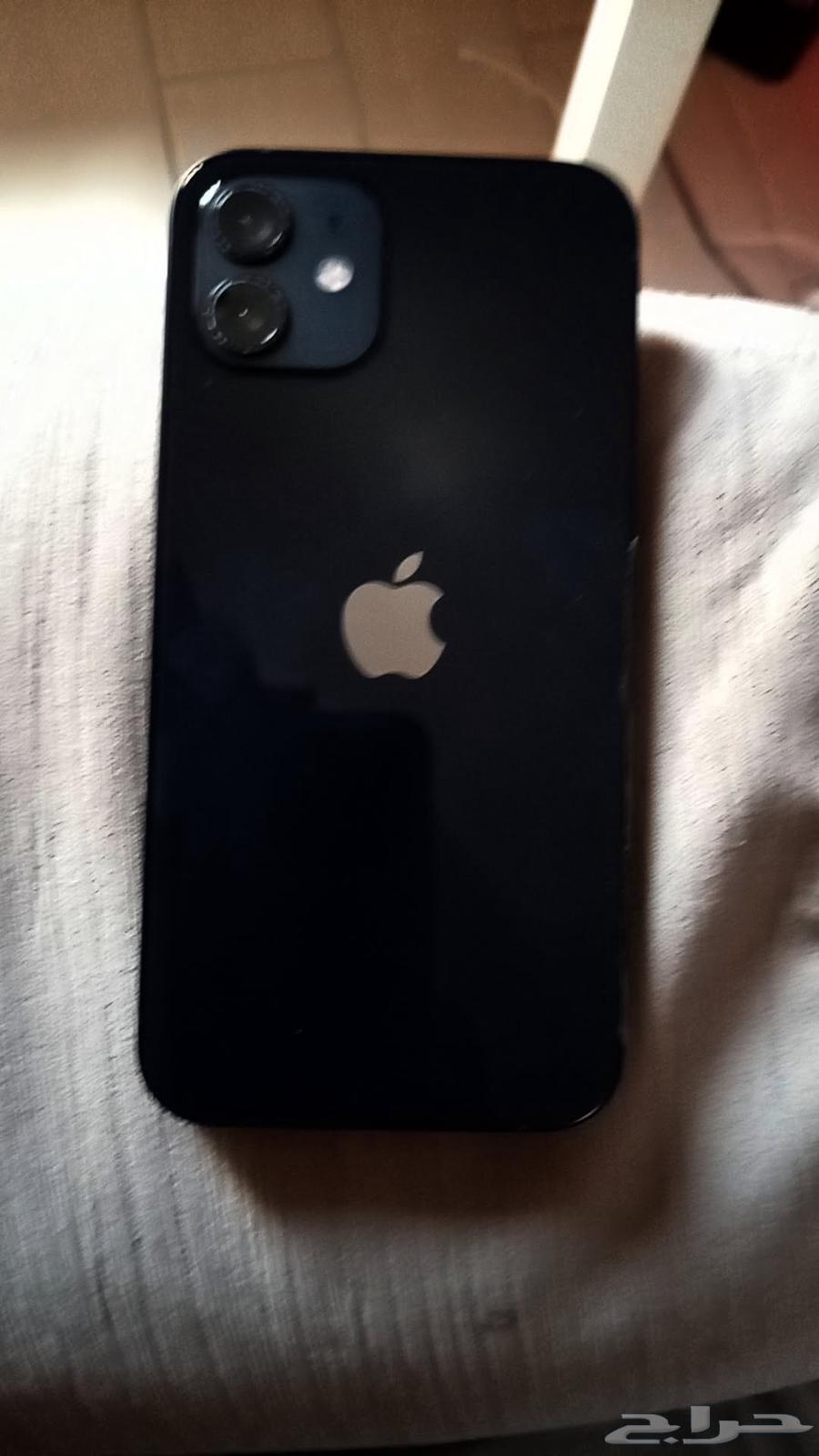 ايفون 12 128GB نضيف الحد 65064574425399554111