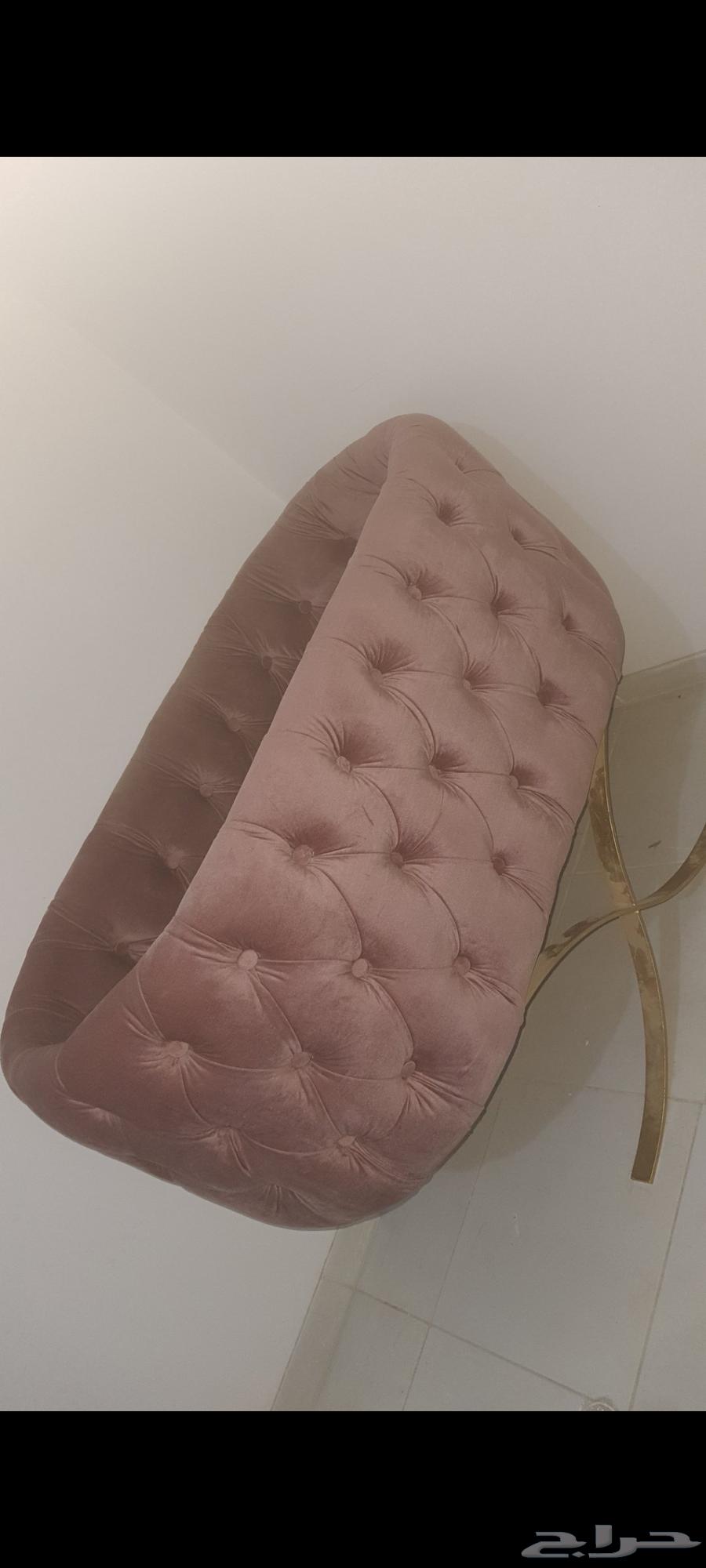 Children's bed in very good condition, fabric is velvet, base is stable iron64574300102785111