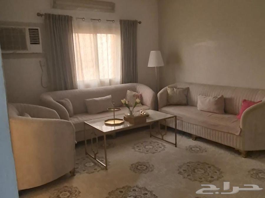 الكنوب والكراسي لفرفة الجلوس64579691438850110