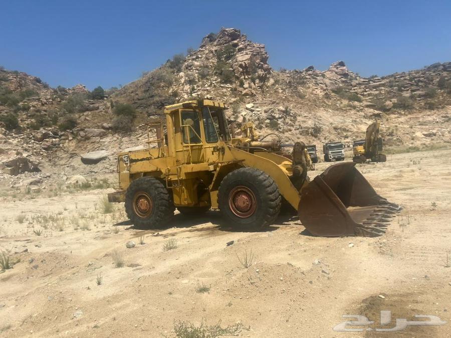 للبيع 2 شياول واحد 966E وثاني 966D64579266454018110