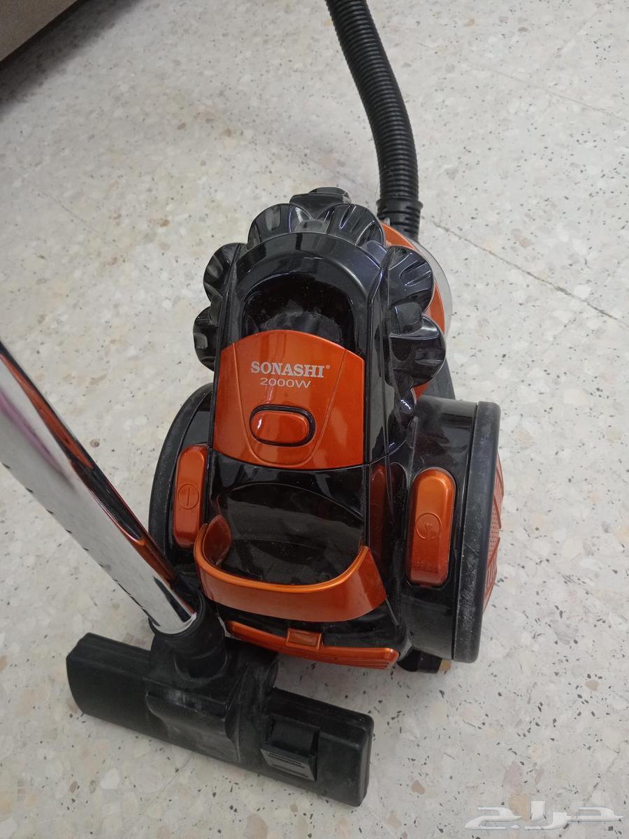 مكنسة كهربائية صغيرة64579677836802112