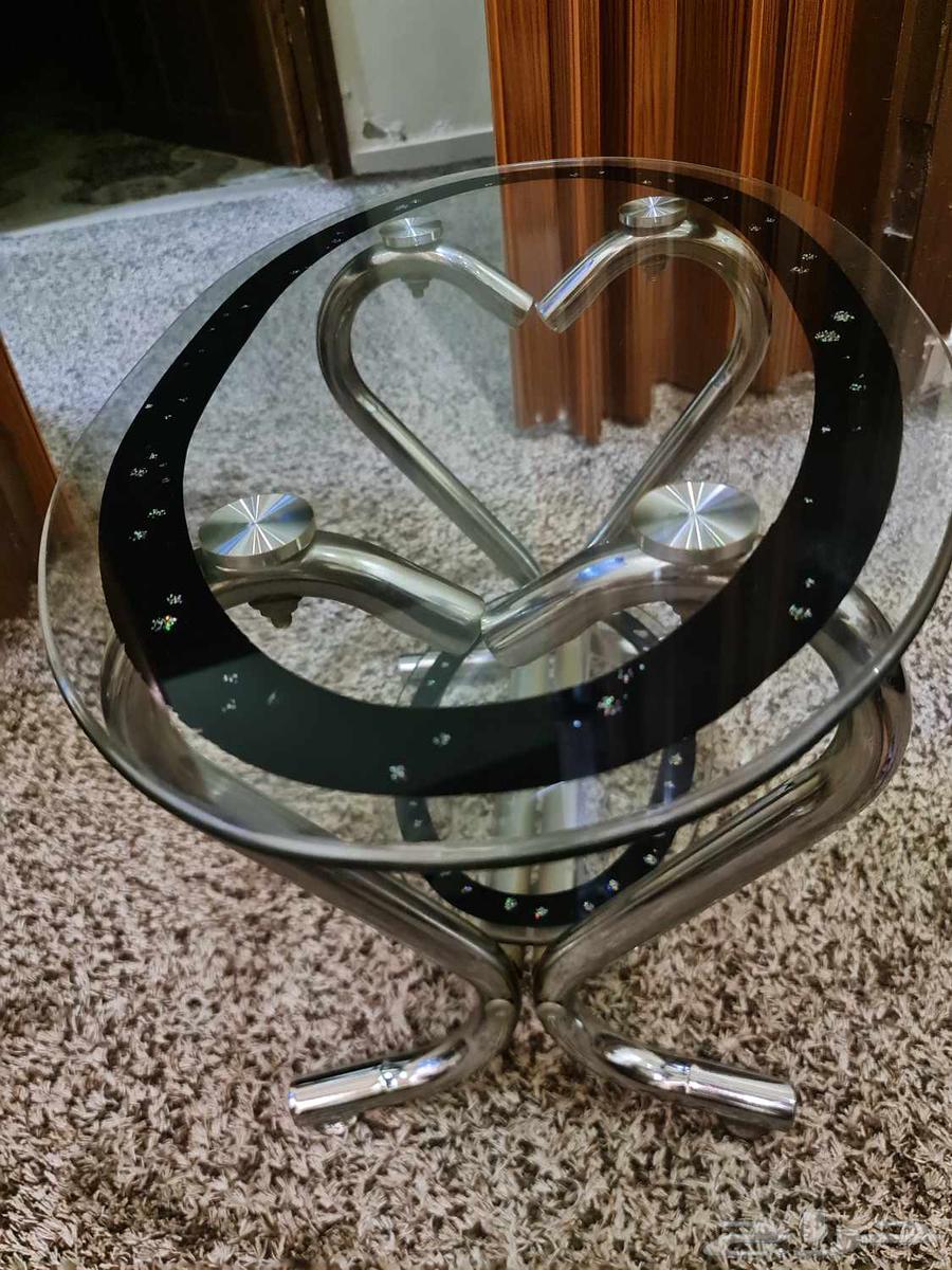 طقم طاولات زجاج بحالة الجديد ممتاز جدا64576882609153110