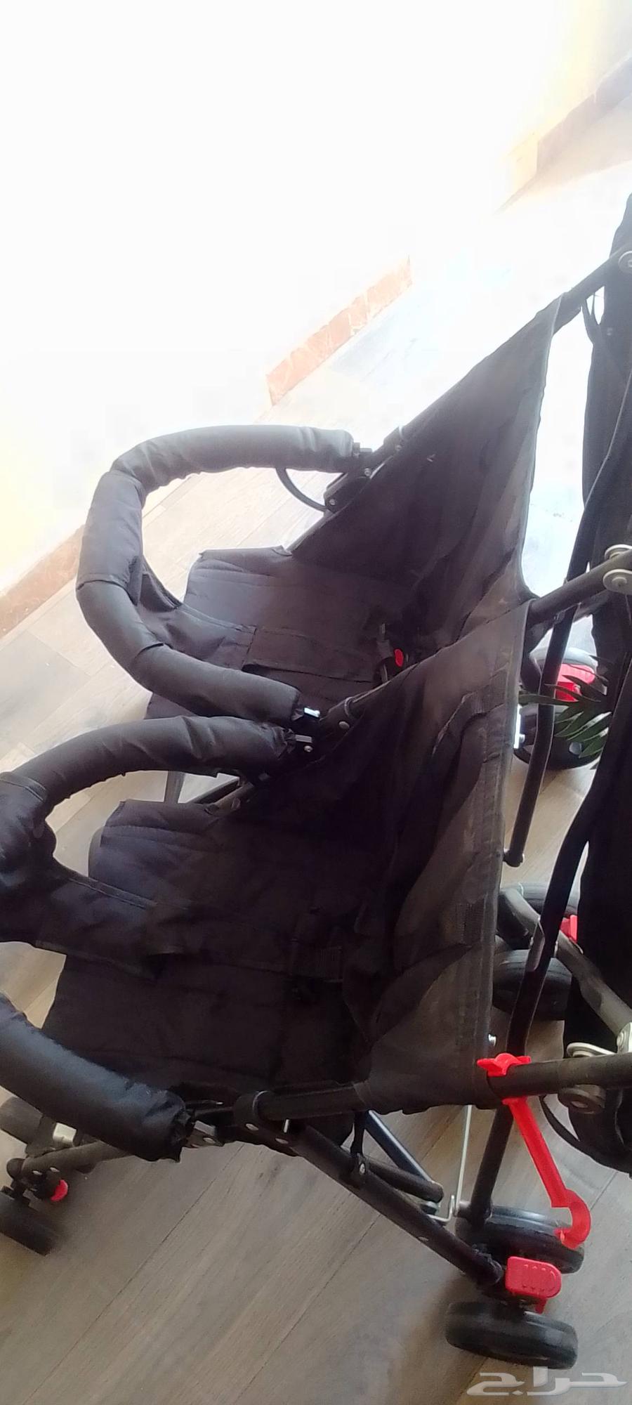 عربة أطفال مزدوجه جديده لا يوجد فيها أي عيب بلمحقاتها64574005903618110