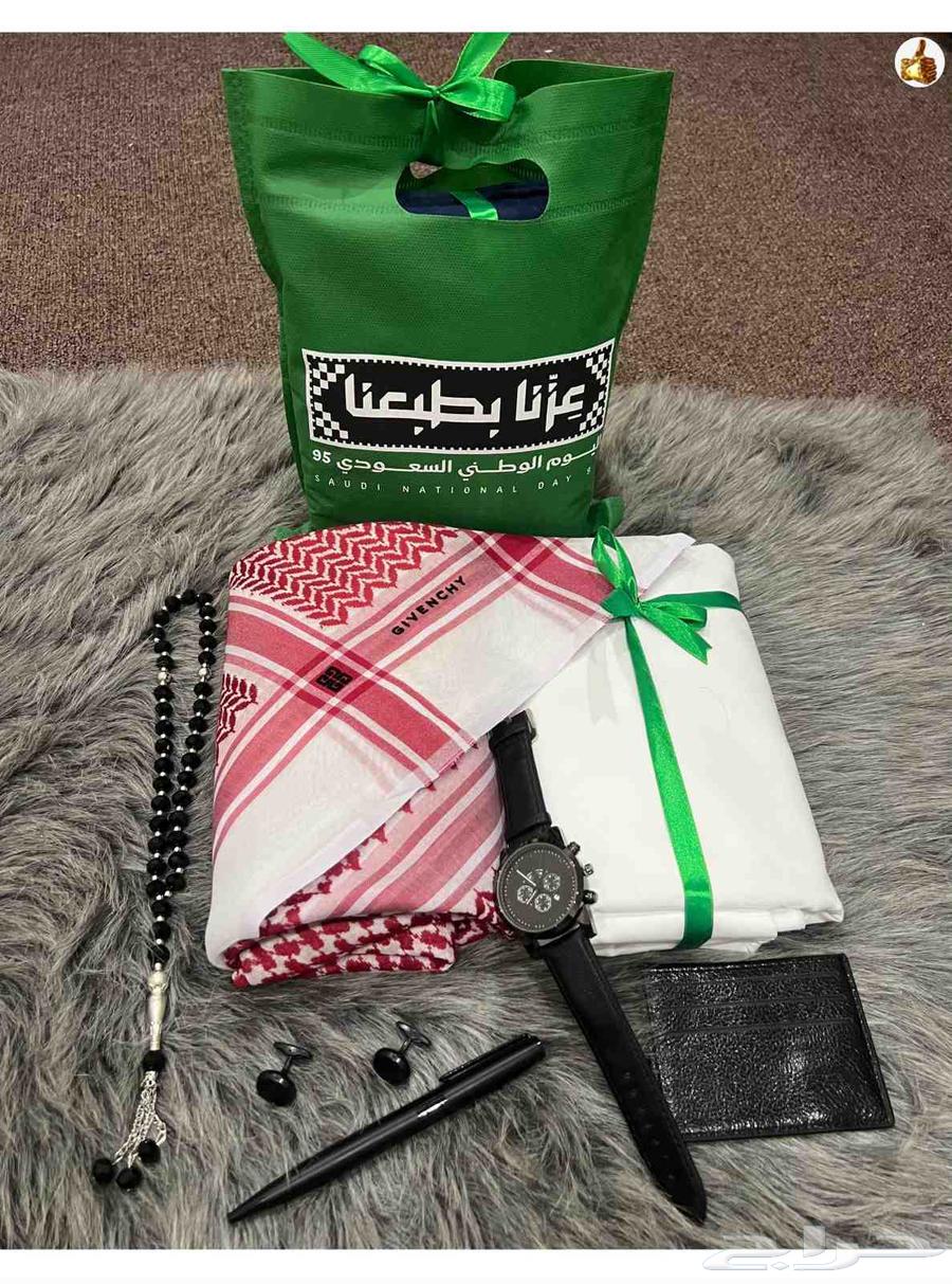 بكس رجالي انيييق وسعر مميز توصيل لكل مدن المملكه ليين البيت64577064473345112