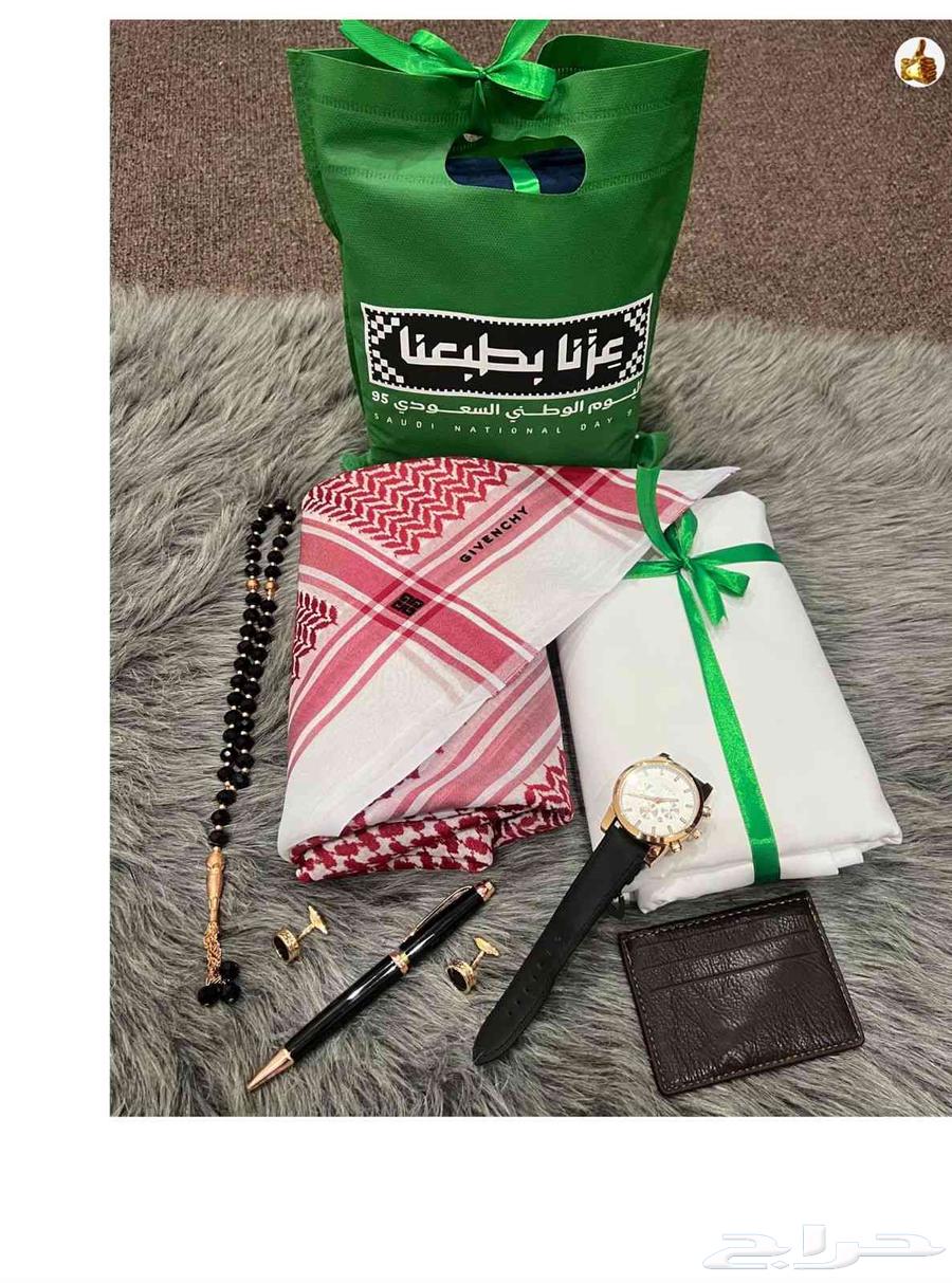 بكس رجالي انيييق وسعر مميز توصيل لكل مدن المملكه ليين البيت64577064473345114