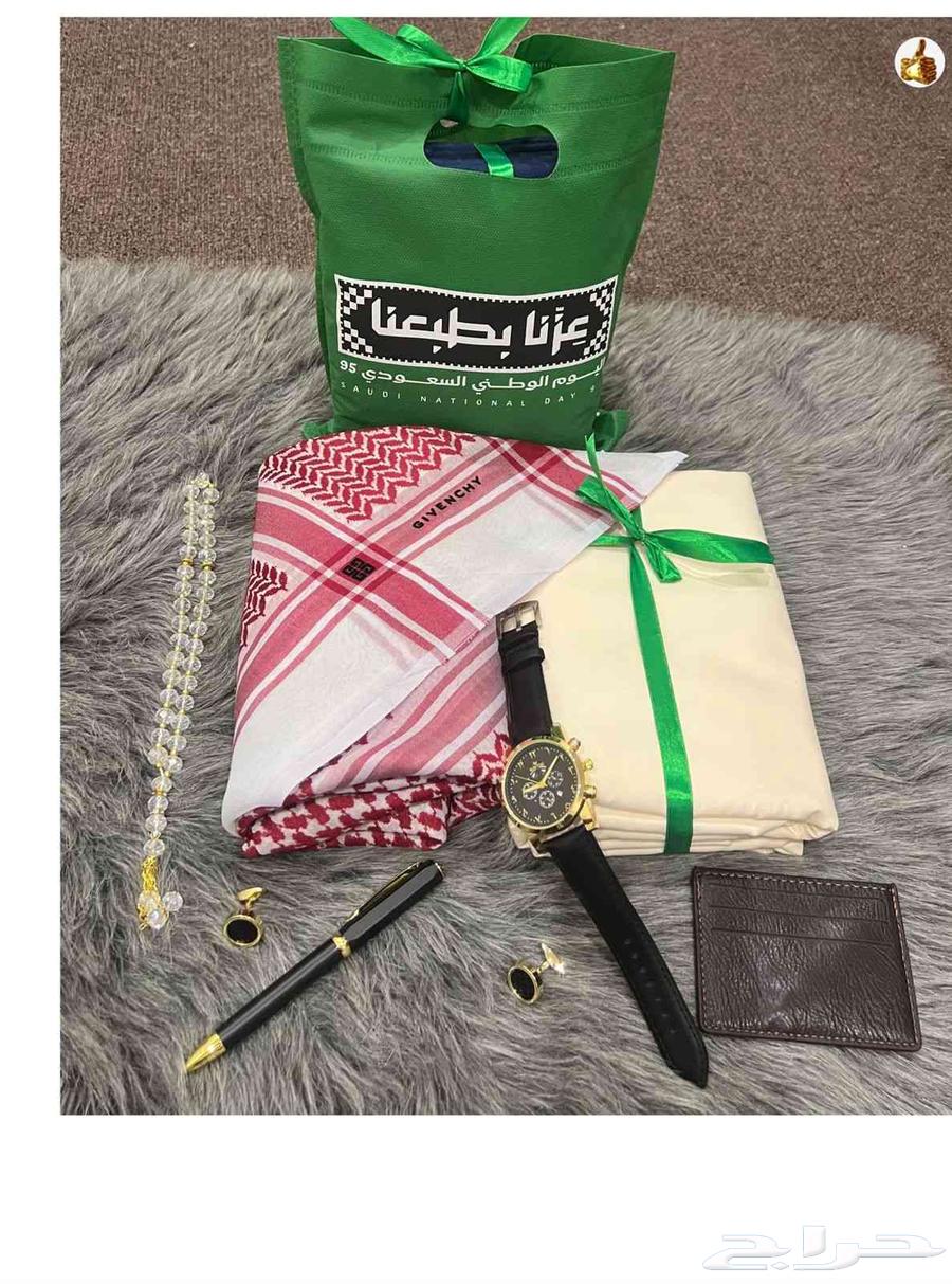 بكس رجالي انيييق وسعر مميز توصيل لكل مدن المملكه ليين البيت64577064473345111