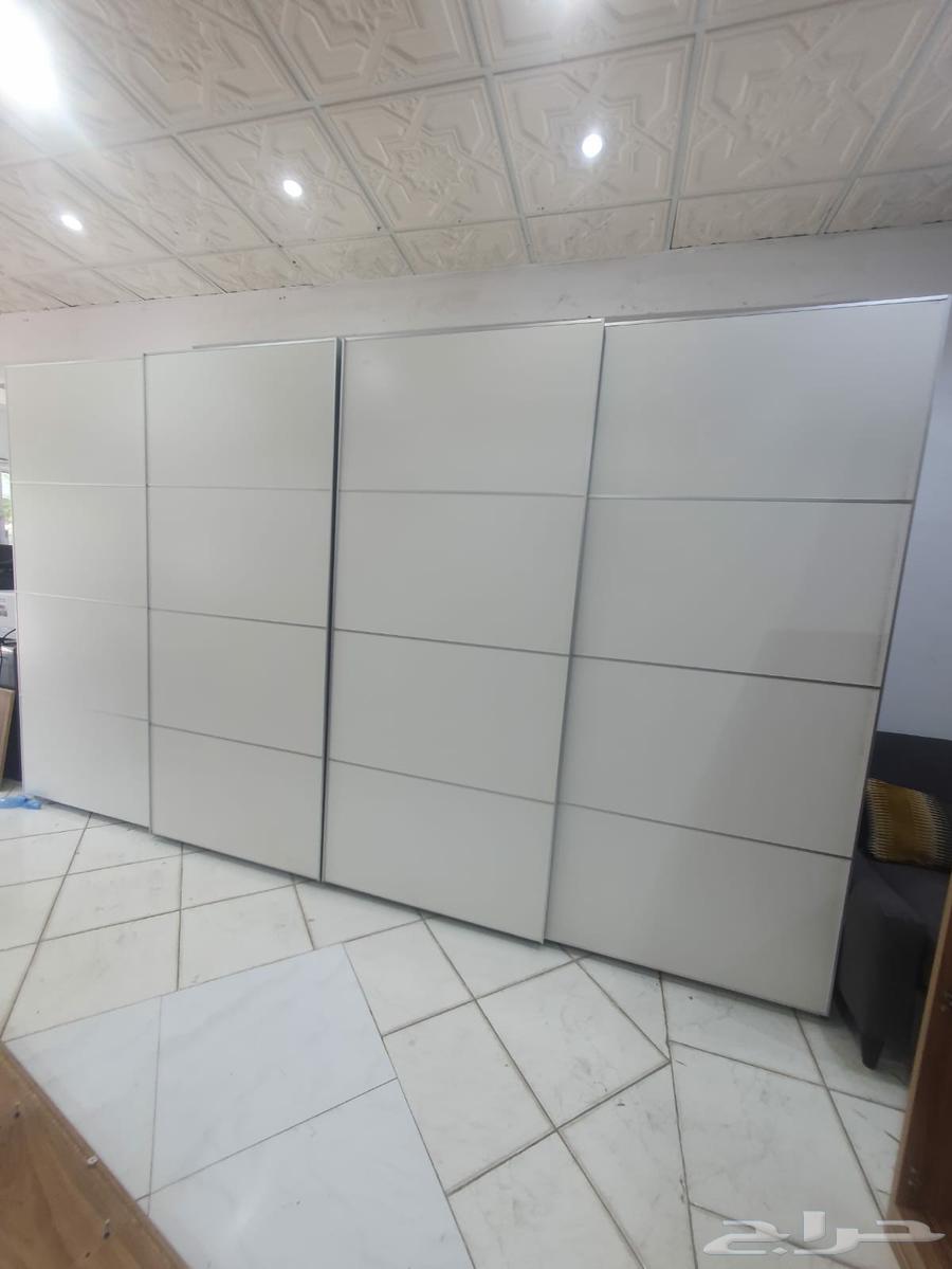 خزانة ملابس من إيكيا نظيفة64576896578435114