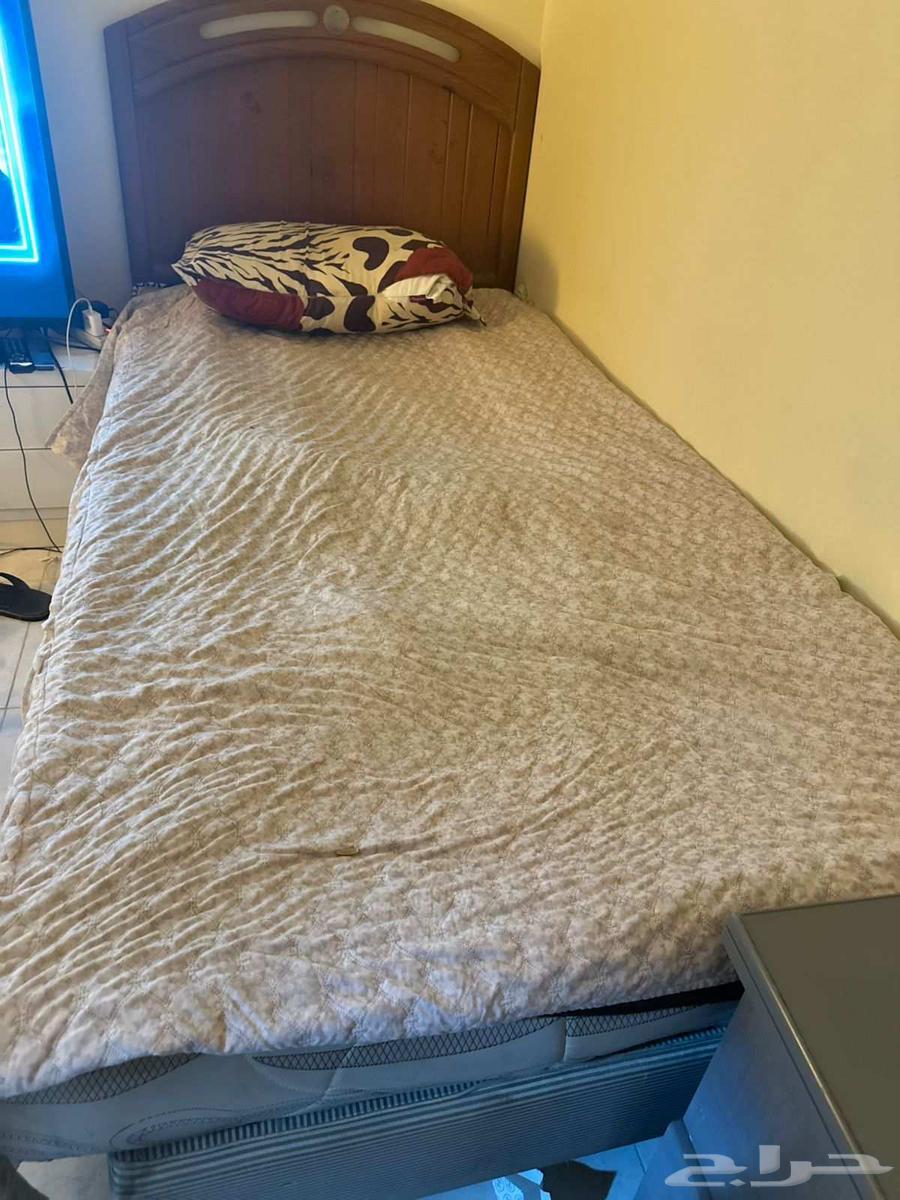 كنب جلوس مكيف سبليت وسريرين ودولاب64579088218241112