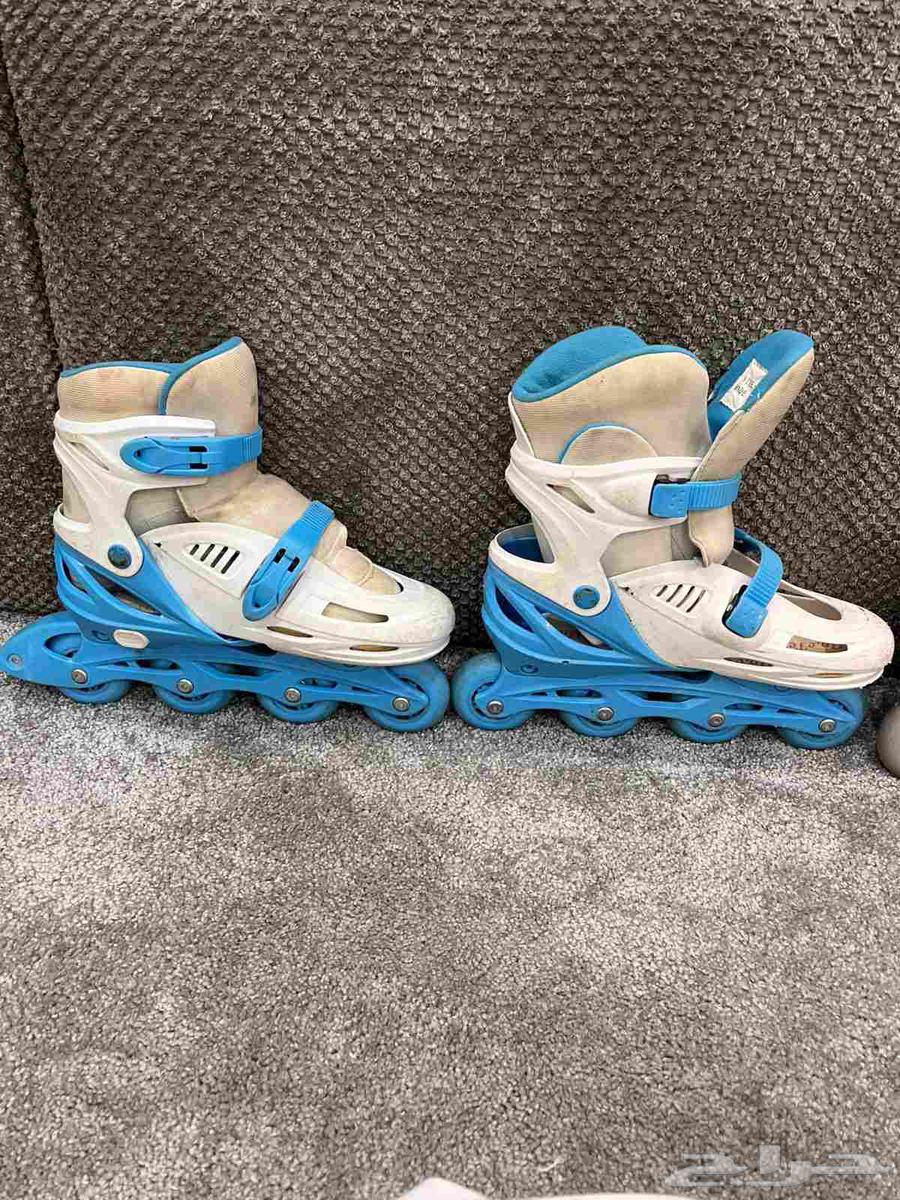 جزمه سكيت اصليه وفخمه64575615422851111