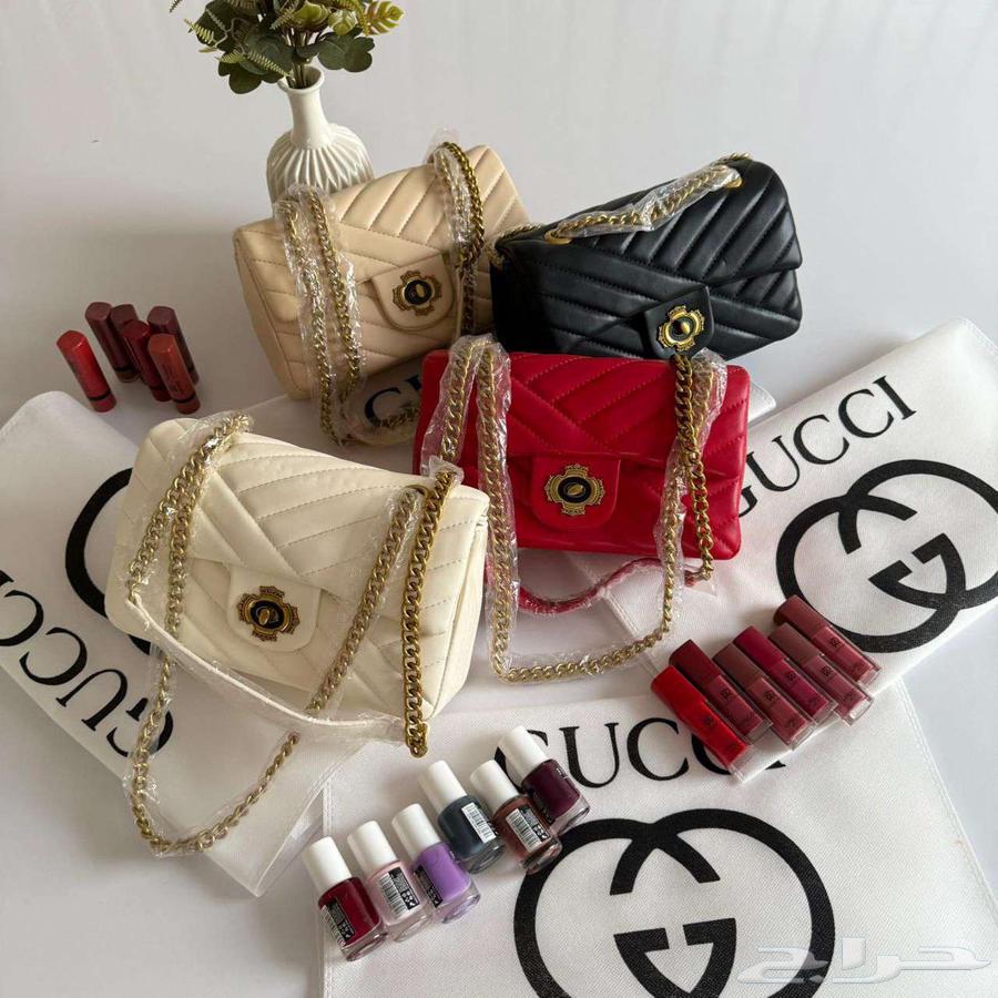 عرض 4شنط بسعر شامل التوصيل والشحن64572770285315110