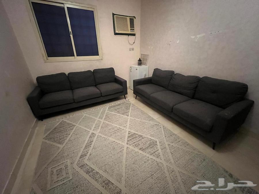 2 كنب من هومبوكس لون رمادي حالة جيدة جدا64578577811074111