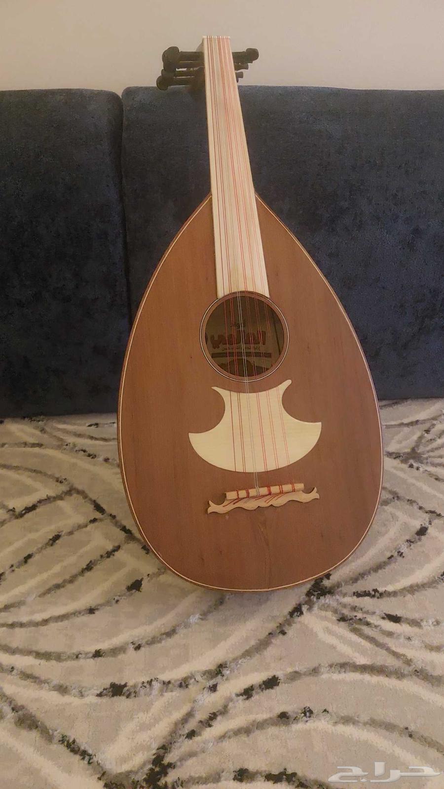 عود موسيقي للبيع64572215294849110