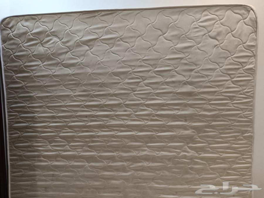 مرتبة اسفنج ضغط عالي استخدام قليل جدا64576827476611110