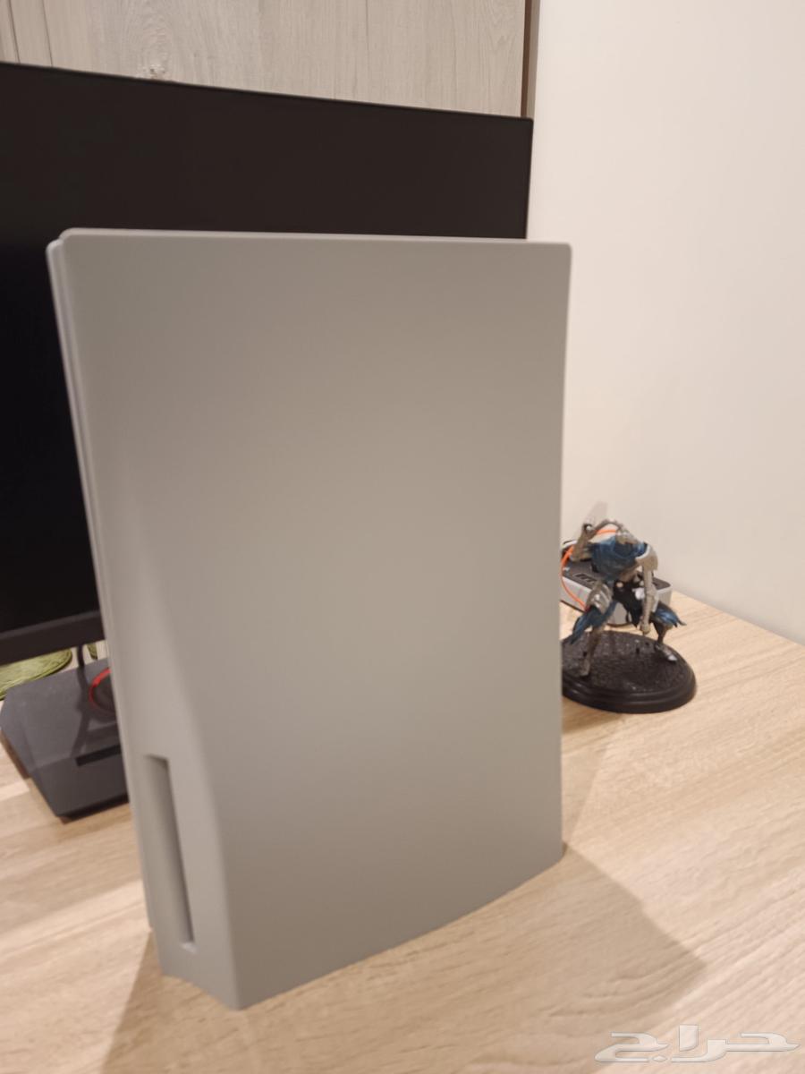 Used PlayStation 5 in excellent condition without any problems with controller64578813796866112