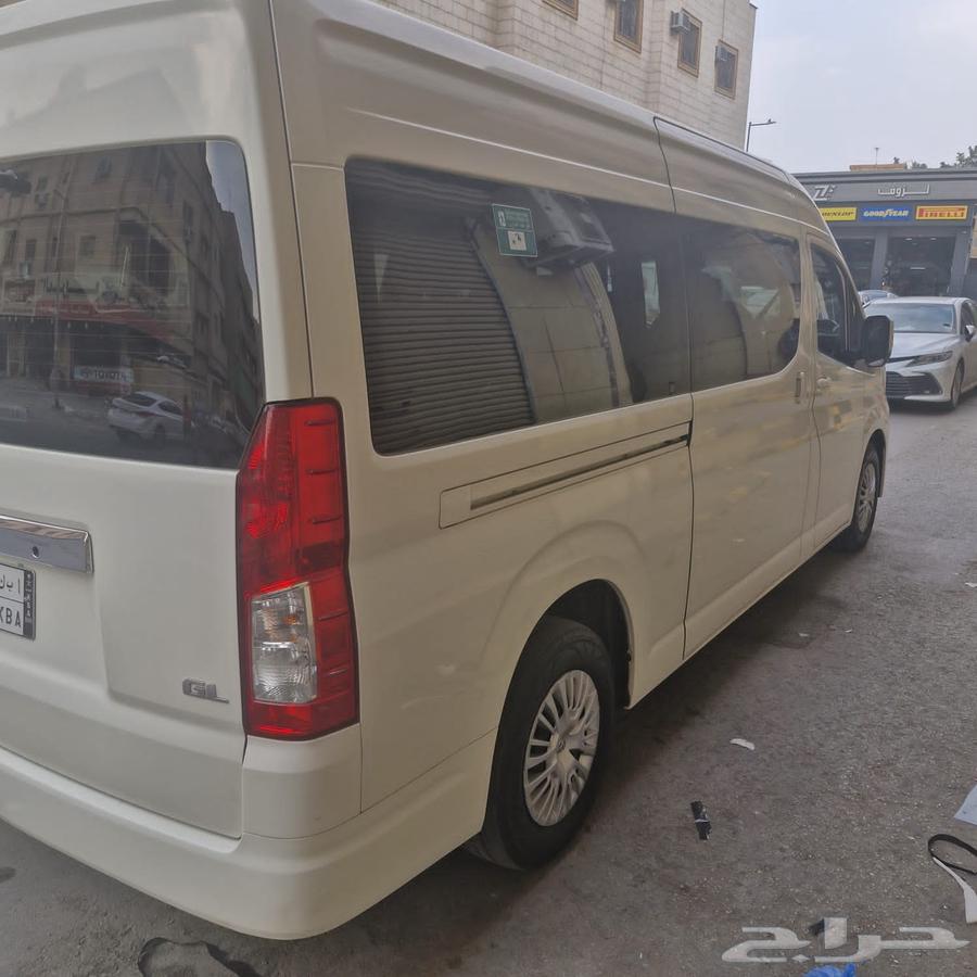 Private trips delivery within and outside Riyadh, airport transfers64154221106306113