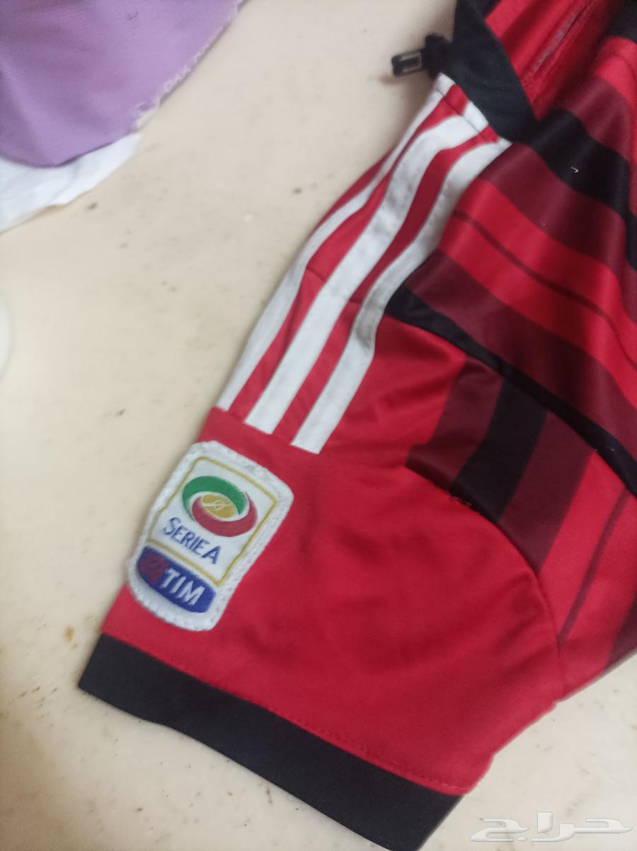 طقم اسي ميلان الإيطالي عام 199864578619173251112