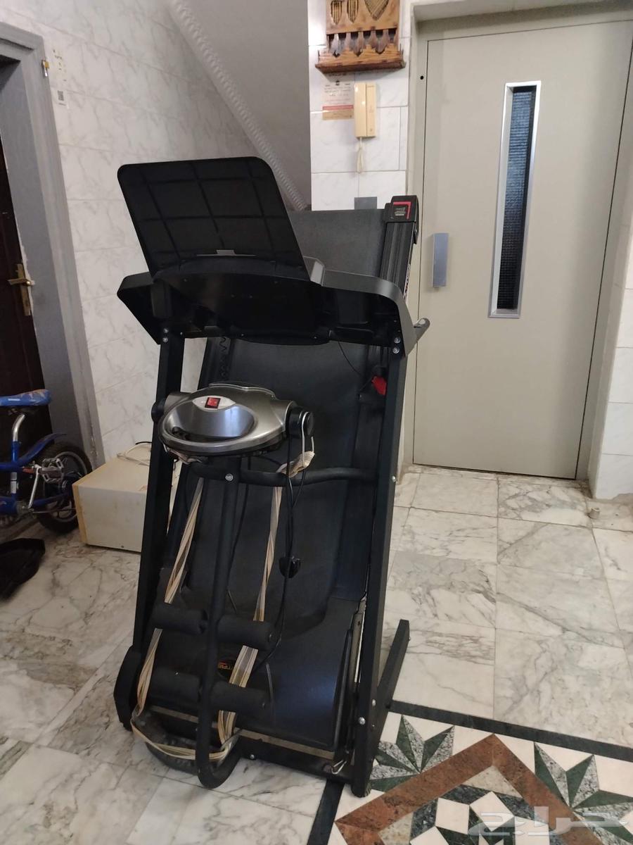 سير رياضي نطيف شبه جديد964579211632770110