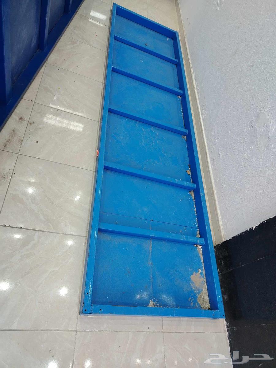 للبيع ستاندات حديد64574635480194112