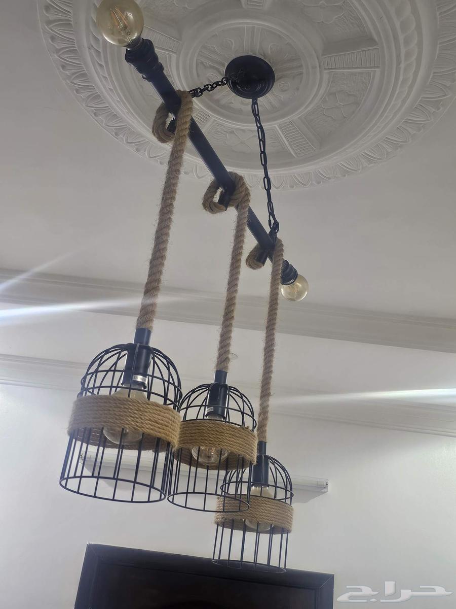 مصباح قبر للبيع قبل سنة، اشتريته نظيف جدًا64577824650499111