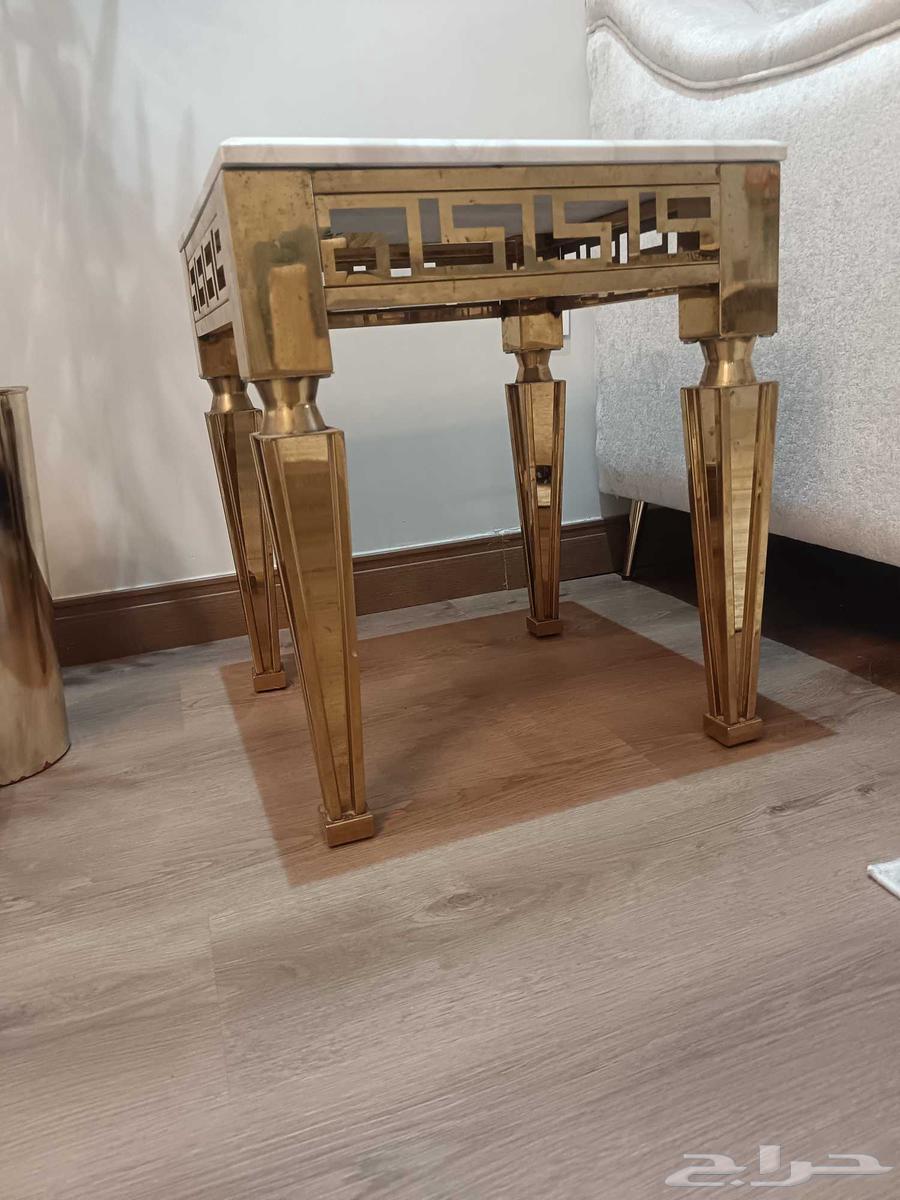 Marble coffee table in excellent condition64577472198401113