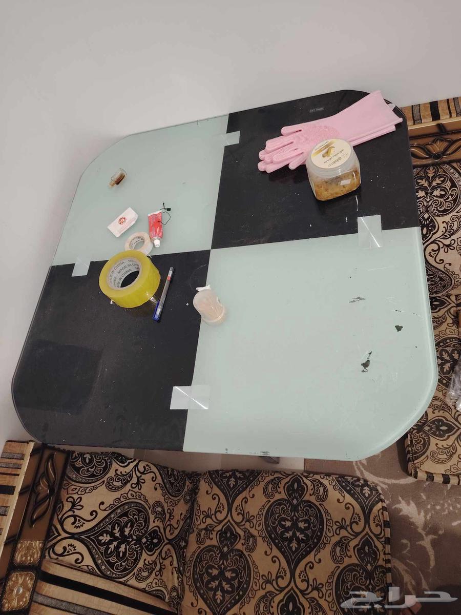 طاولتين ب 50 ريال المزاحمية التواصل واتس64572753398273112