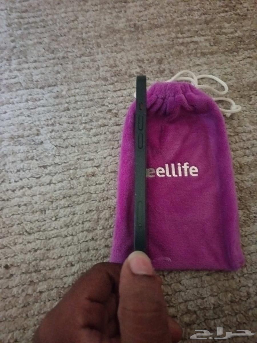 iPhone 1364573811124867111